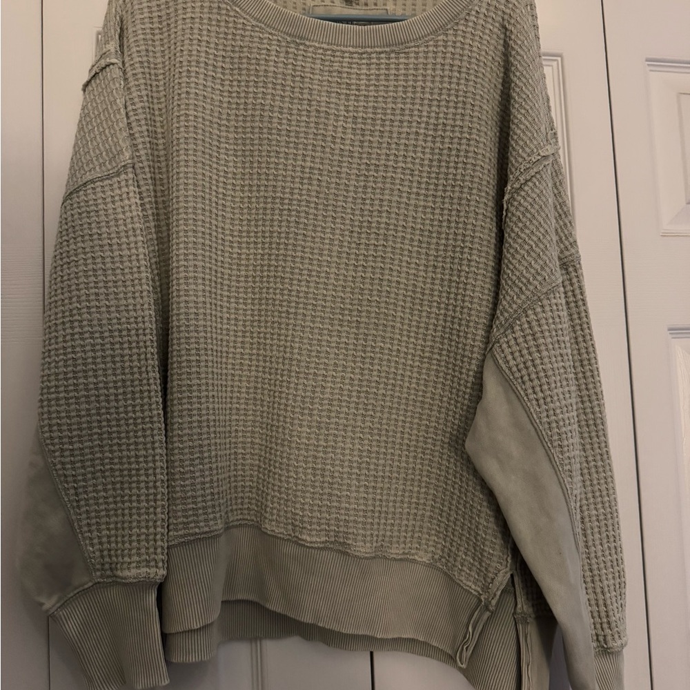 American Eagle Outfitters Textured Crew Neck Sweater in Green